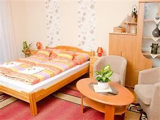 Illes Apartmanok I. Hajduszoboszlo 0*,